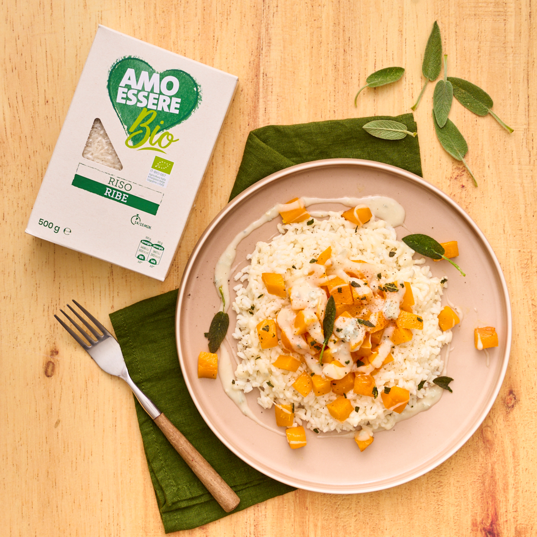 Riso con zucca arrosto, gorgonzola e salvia croccante